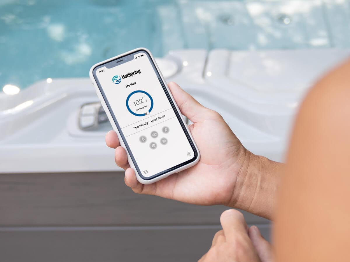 hot-spring-connected-spa-on-phone